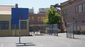 LE CONTE MIDDLE SCHOOL