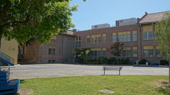 Enlarge photo 48