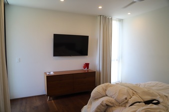 Enlarge photo 33