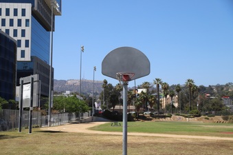 Enlarge photo 16