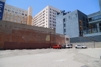 Enlarge photo 4