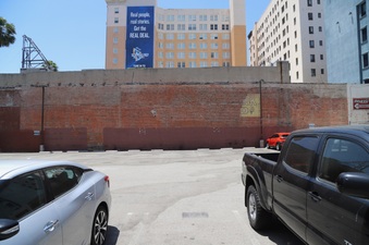Enlarge photo 18