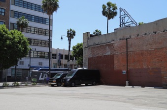 Enlarge photo 19