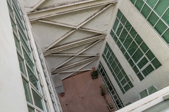Enlarge photo 32