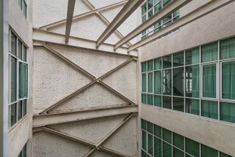 Enlarge photo 33