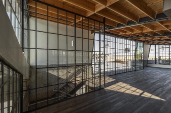 Enlarge photo 29