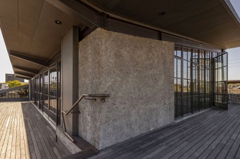 Enlarge photo 43