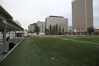 Enlarge photo 4