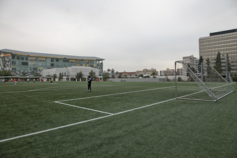 Enlarge photo 15