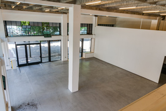 Enlarge photo 25