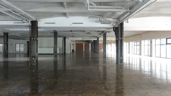 Enlarge photo 14