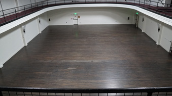 Enlarge photo 18