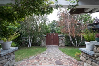 Enlarge photo 3