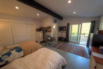 Enlarge photo 11