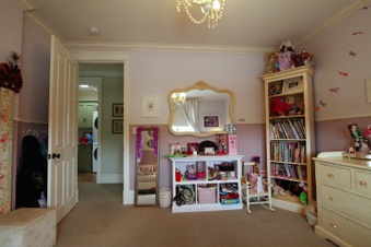 Enlarge photo 18