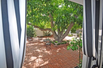 Enlarge photo 119