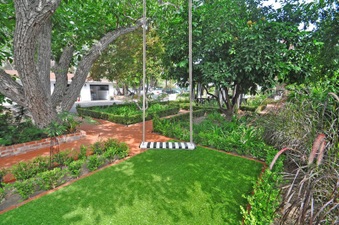 Enlarge photo 127