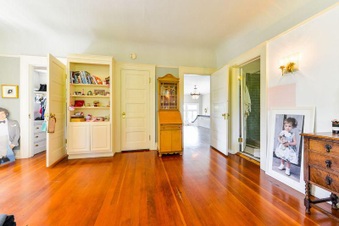 Enlarge photo 50