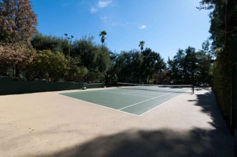 Enlarge photo 54