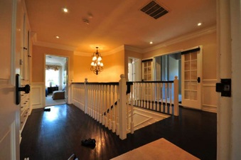 Enlarge photo 33