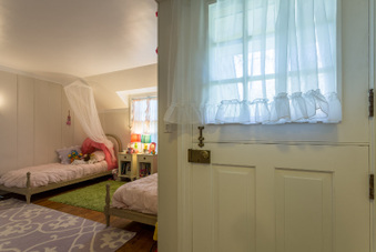 Enlarge photo 35