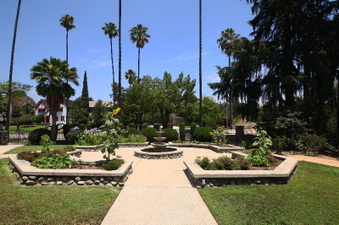 Enlarge photo 13