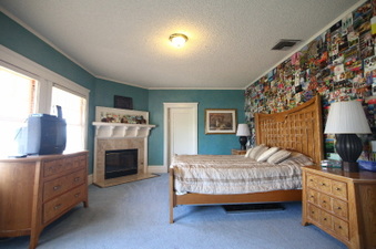 Enlarge photo 90