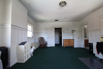 Enlarge photo 106