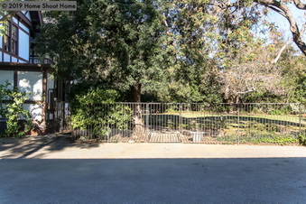 Enlarge photo 84