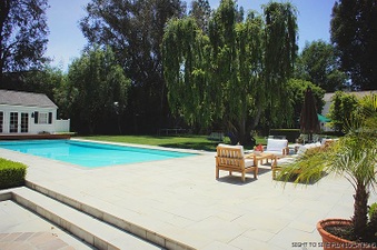 Enlarge photo 102