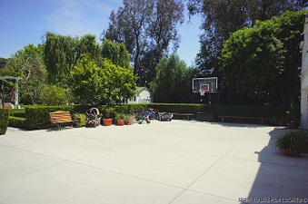 Enlarge photo 129