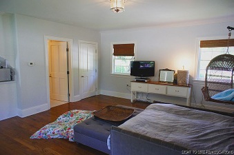Enlarge photo 134