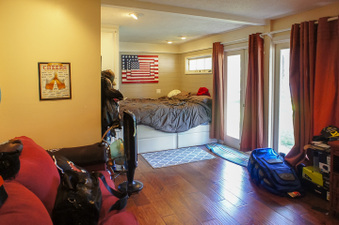 Enlarge photo 49