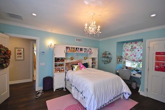 Enlarge photo 40