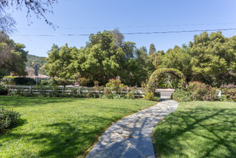 Enlarge photo 8