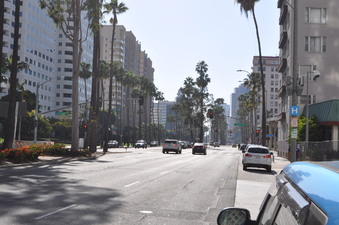 OCEAN  ETWEEN ALAMITOS AND LOCUST