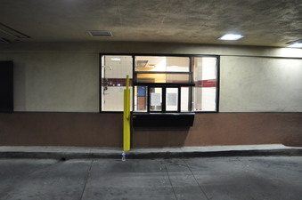 VACANT BURGER KING