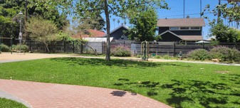 Enlarge photo 4