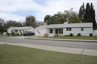 HOUSE 2