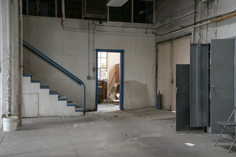 Enlarge photo 16