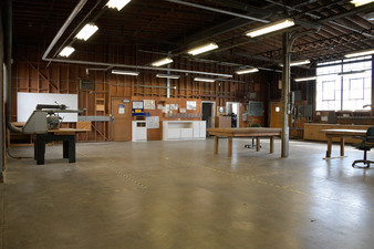 Enlarge photo 16