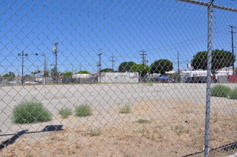 333 N. FICKETT/2530 E. CESAR CHAVEZ
