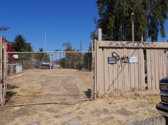 Mountain View Av & Temple