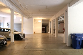 Enlarge photo 11