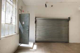 Enlarge photo 16