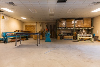 Enlarge photo 21