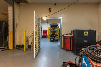 Enlarge photo 26