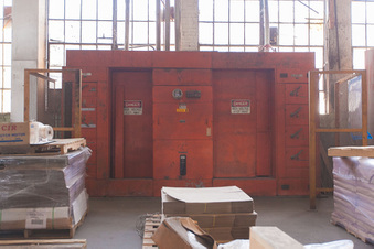 Enlarge photo 48