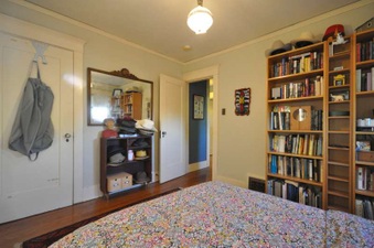 Enlarge photo 22
