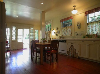 Enlarge photo 11